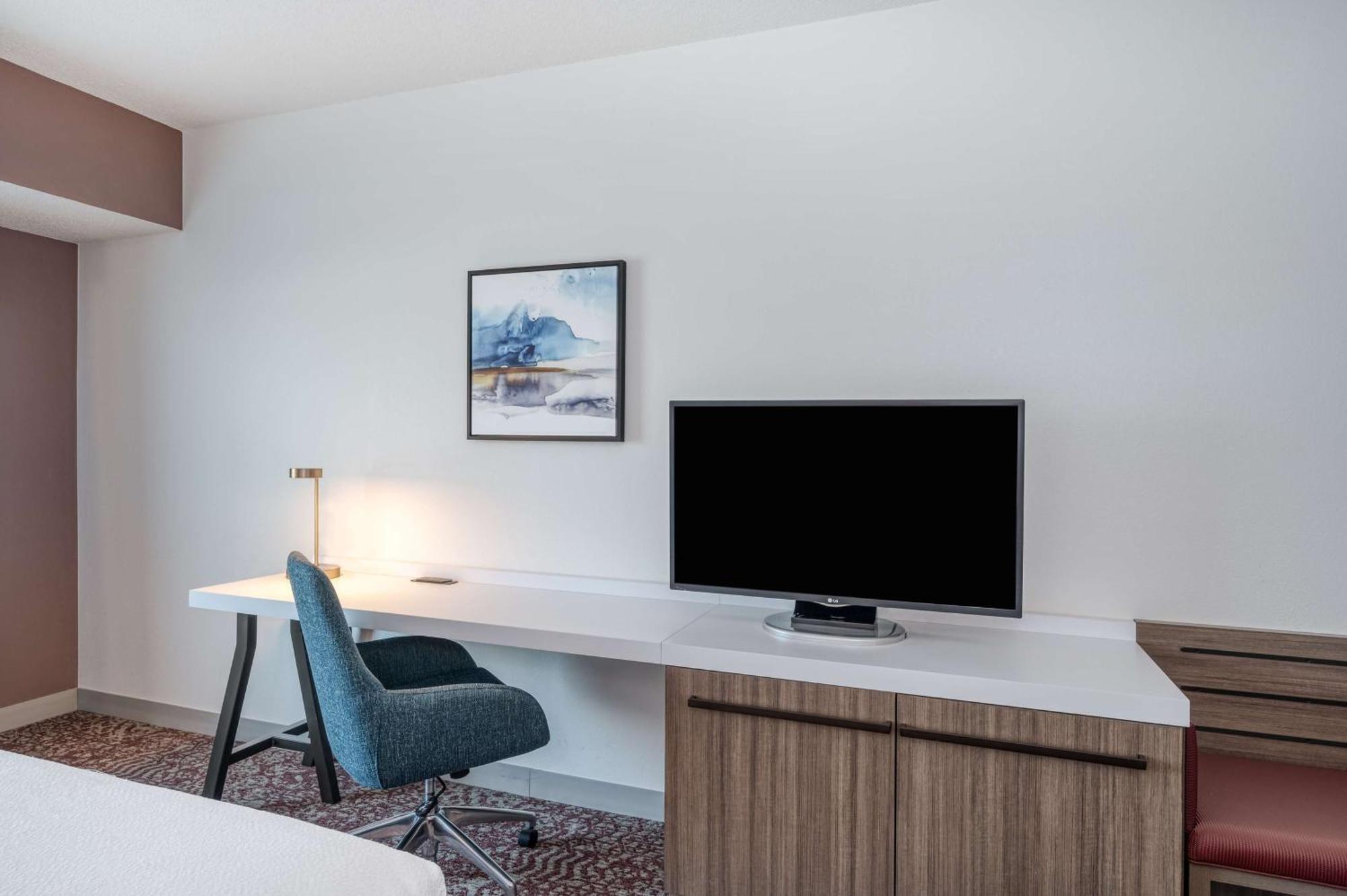Hilton Garden Inn Кларксбург Екстер'єр фото